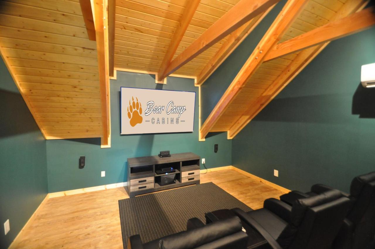 Majestic View Lodge, Amazing Views, Hot Tub, 1089 Free Tickets Each Paid Day, Dollywood And More Gatlinburg Exterior photo