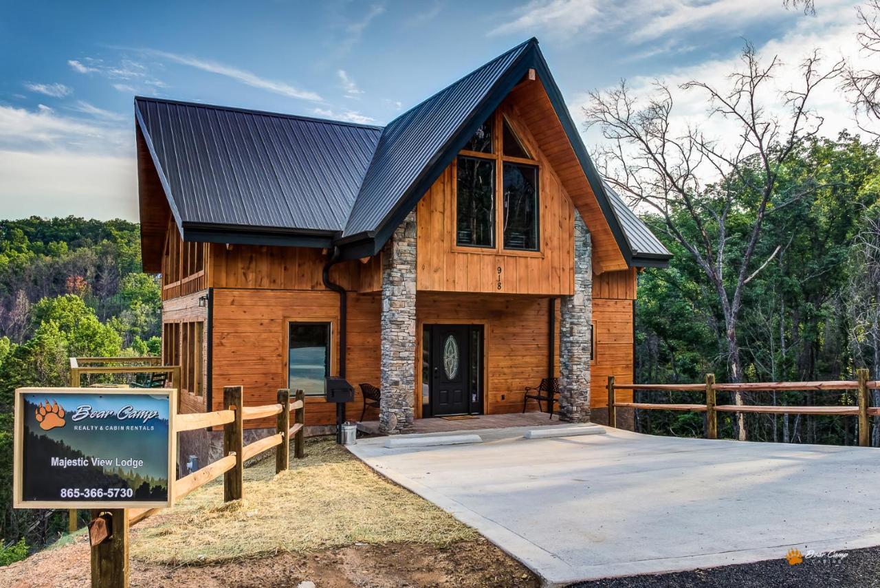 Majestic View Lodge, Amazing Views, Hot Tub, 1089 Free Tickets Each Paid Day, Dollywood And More Gatlinburg Exterior photo