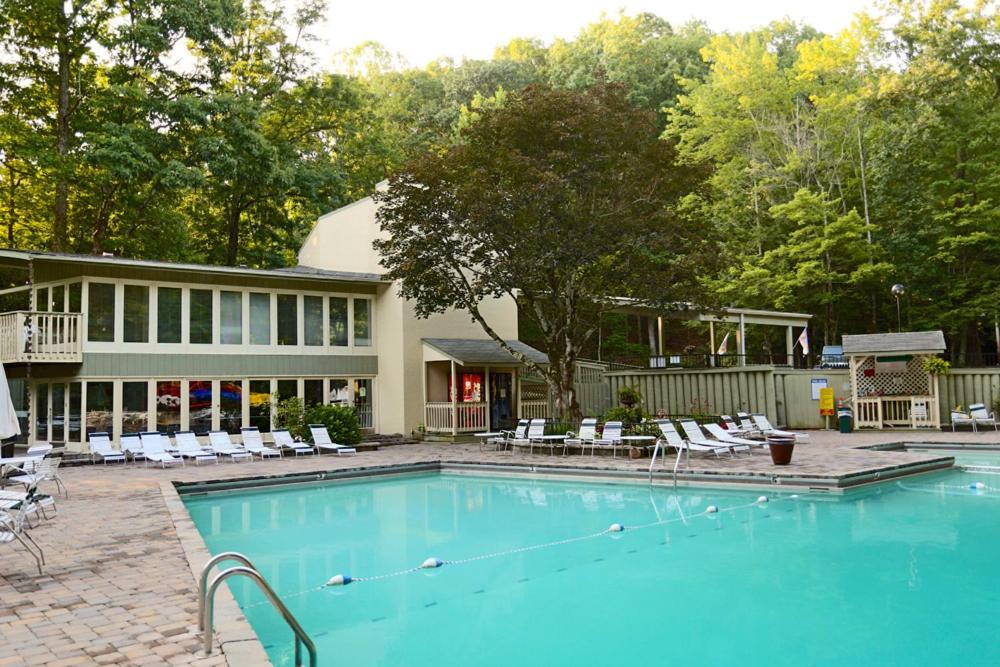 Majestic View Lodge, Amazing Views, Hot Tub, 1089 Free Tickets Each Paid Day, Dollywood And More Gatlinburg Exterior photo